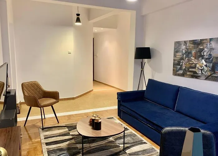 Kallimarmaro 2-Bedroom Apartment